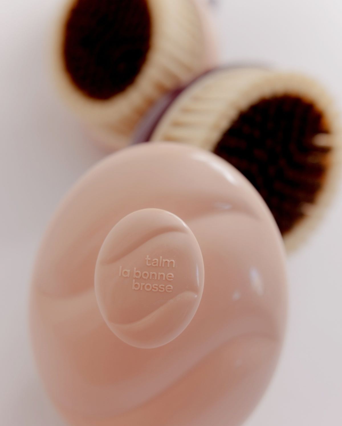 The lymphatic dry body brush + Mega oil + Mega balm